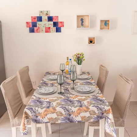 Royal Seacrest F G5 Ground Floor *