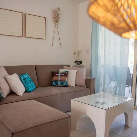 Royal Seacrest F G5 Ground Floor Apartament *