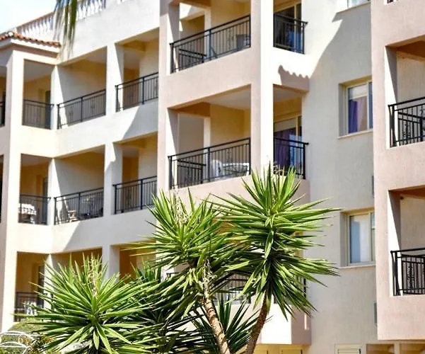 Royal Seacrest F G5 Ground Floor *