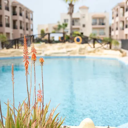 Royal Seacrest F G5 Ground Floor Appartement *