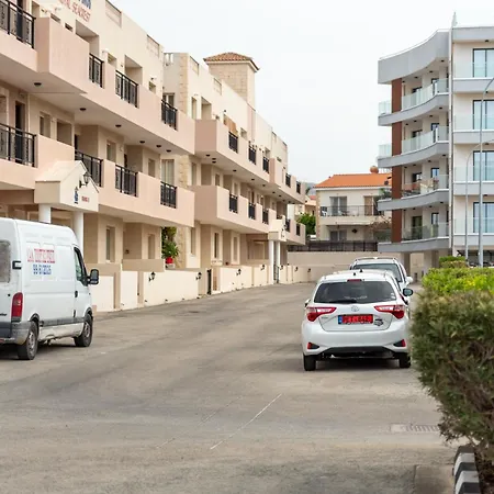 Royal Seacrest F G5 Ground Floor *