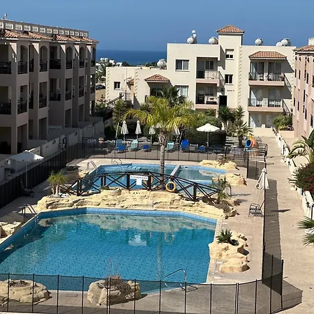 Royal Seacrest F G5 Ground Floor Appartement *